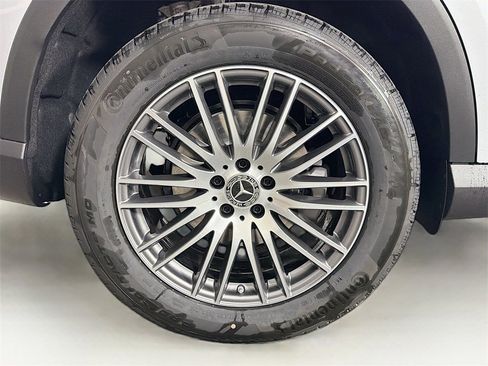 New 2026 Mercedes-Benz GLC 300 4MATIC image 36