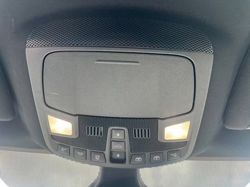 Used 2024 Ford Edge ST-Line w/ Class II Trailer Tow Package AWD/4WD image 32