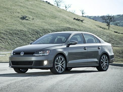 Used 2013 Volkswagen Jetta GLI Autobahn FWD image 1