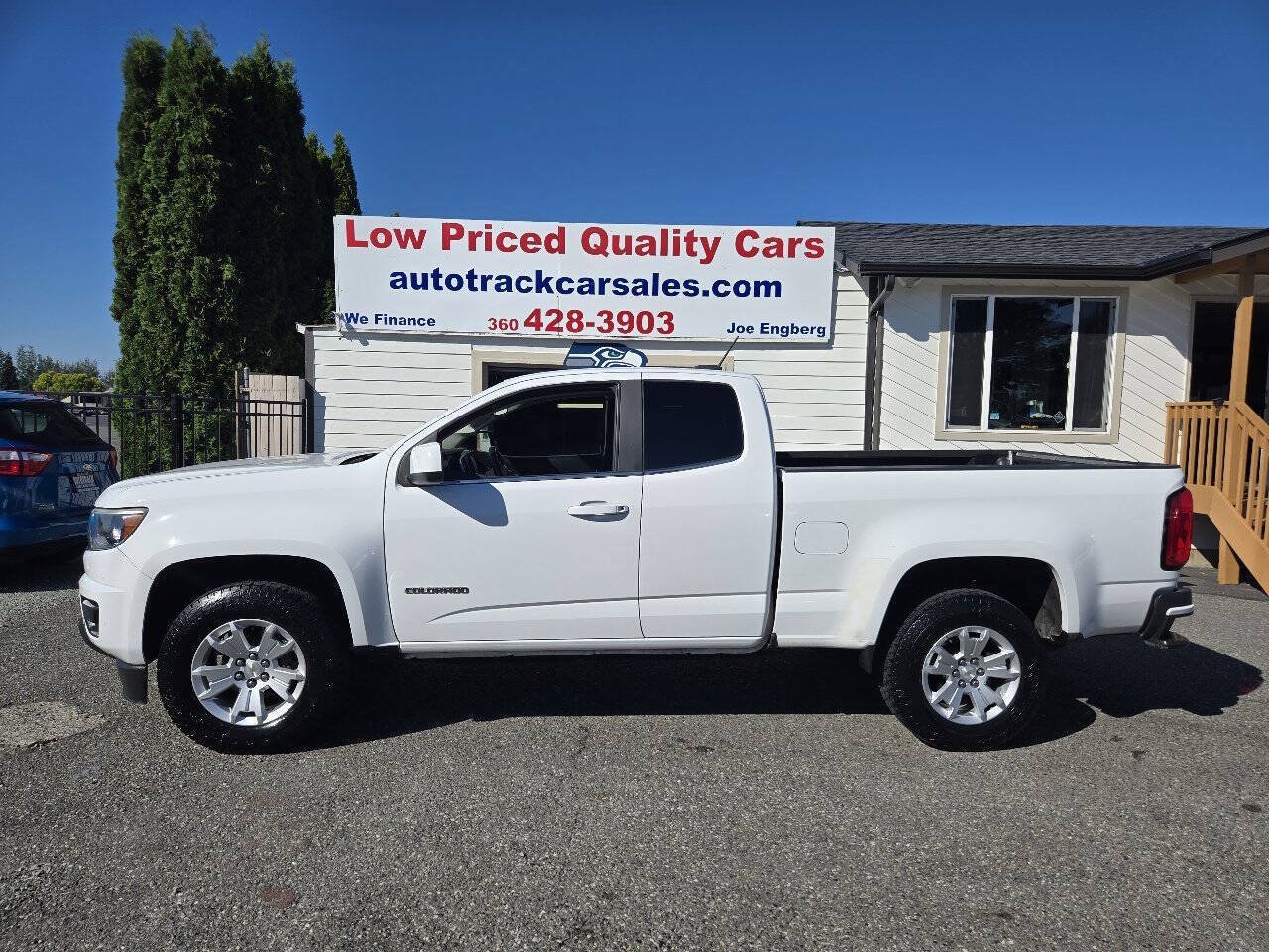 Used 2015 Chevrolet Colorado LT RWD image 2
