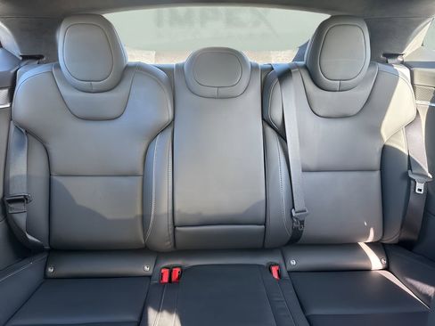 Used 2021 Tesla Model S Plaid image 12