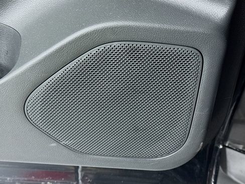 Used 2026 Nissan Rogue S FWD image 18