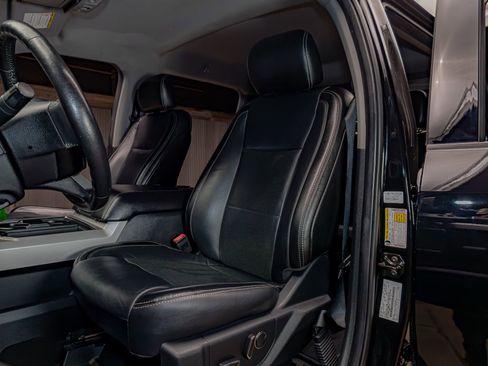 Used 2019 Ford F250 Lariat image 23