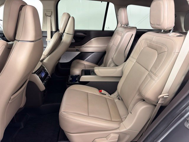 Used 2023 Lincoln Aviator Reserve w/ Equipment Group 201A AWD/4WD image 22