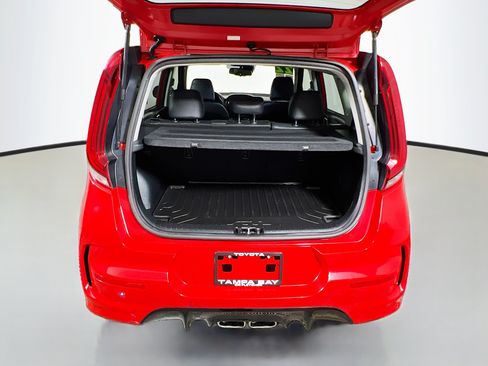 Used 2022 Kia Soul Turbo FWD image 34