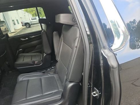 Used 2023 GMC Yukon XL Denali w/ LPO, Floor Liner Package AWD/4WD image 11