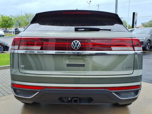 New 2026 Volkswagen Atlas Cross Sport SE AWD/4WD image 9