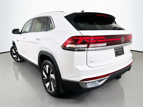 New 2026 Volkswagen Atlas Cross Sport SEL AWD/4WD image 5