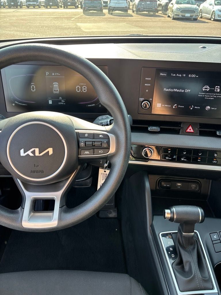 Used 2023 Kia Sportage LX AWD/4WD image 12