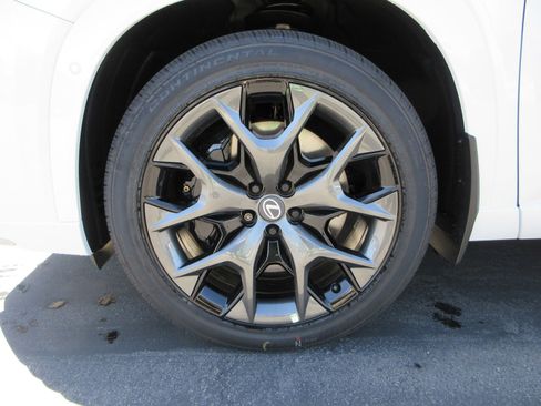 New 2026 Lexus TX 500h AWD image 55