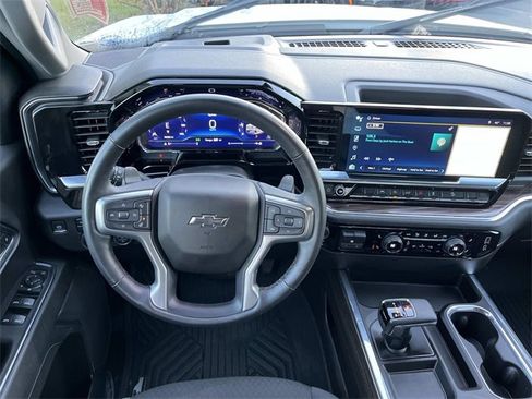 Used 2024 Chevrolet Silverado 1500 RST w/ Z71 Off-Road Package image 12