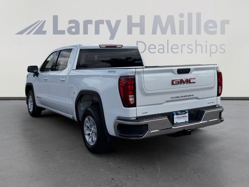Used 2024 GMC Sierra 1500 SLE AWD/4WD image 4