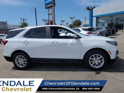 Certified 2024 Chevrolet Equinox LT AWD/4WD image 2