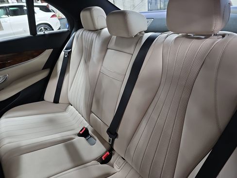 Used 2018 Mercedes-Benz E 300 image 14