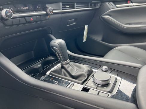 Certified 2025 MAZDA MAZDA3 s image 36