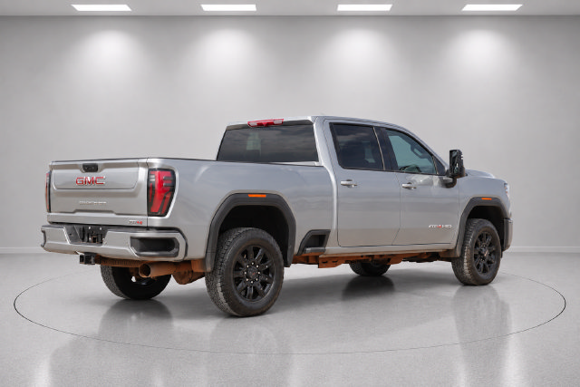 Used 2026 GMC Sierra 2500 AT4 AWD/4WD image 3