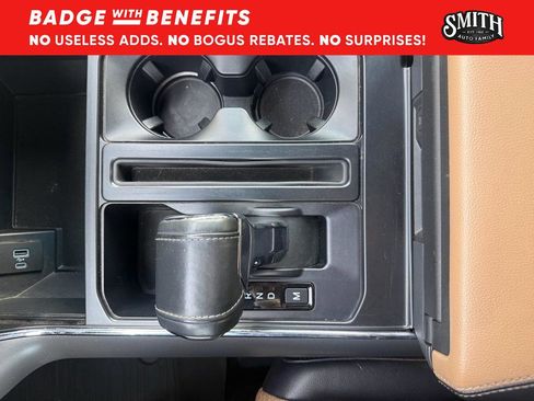 Used 2021 Ford F150 Lariat w/ Trailer Tow Package image 9