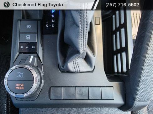 Used 2026 Toyota 4Runner SR5 AWD/4WD image 15