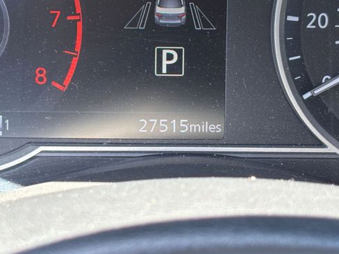 Used 2025 Nissan Versa SV FWD image 38