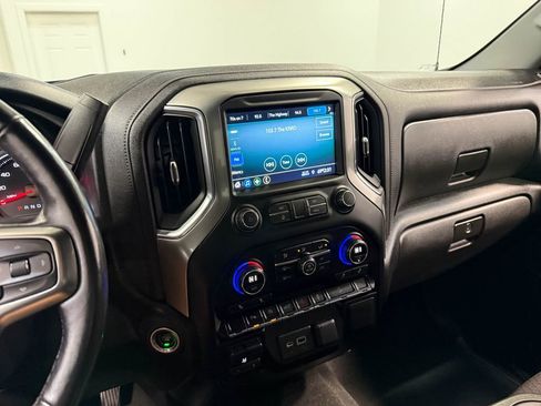 Used 2021 Chevrolet Silverado 1500 LT w/ Z71 Off-Road Package image 77