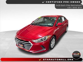 Used 2017 Hyundai Elantra SE FWD video 1