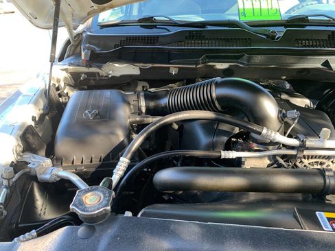 Used 2017 RAM 1500 Express w/ Express Value Package image 31