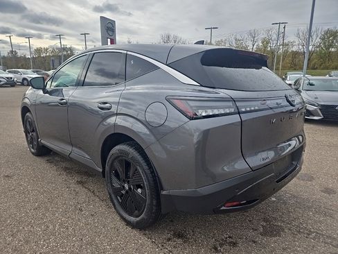 New 2026 Nissan Murano SV image 5