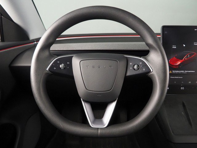 Used 2025 Tesla Model 3 Long Range RWD image 19