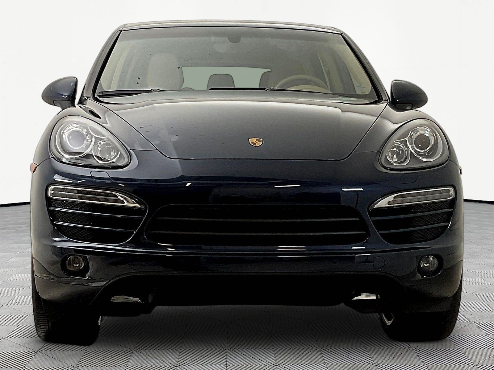 Used 2012 Porsche Cayenne AWD/4WD image 2