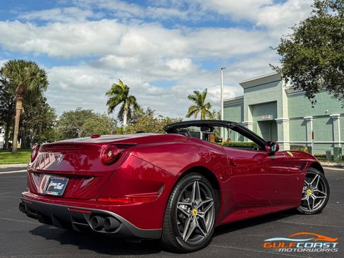Used 2016 Ferrari California T image 58