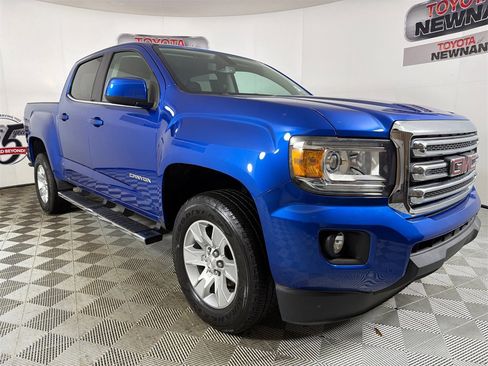 Used 2018 GMC Canyon SLE w/ SLE Convenience Package image 1