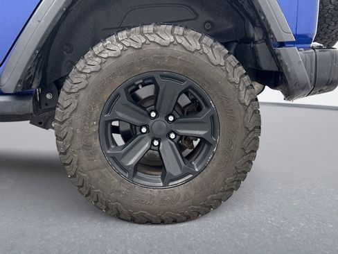 Used 2018 Jeep Wrangler Unlimited Rubicon image 12