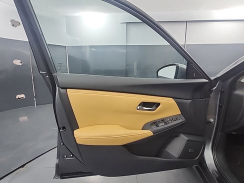 New 2025 Nissan Sentra SV w/ SV Premium Package image 11