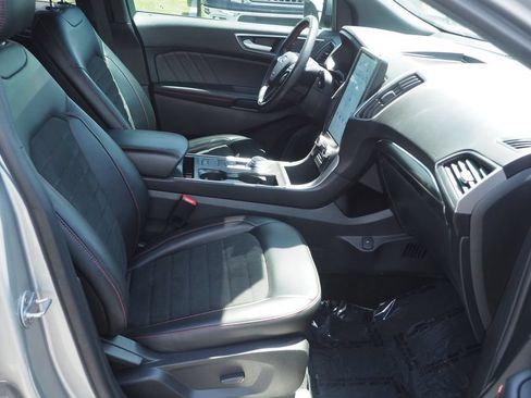 Used 2024 Ford Edge ST-Line AWD/4WD image 23