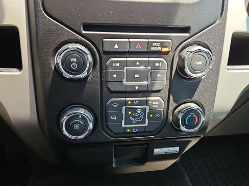 Used 2013 Ford F150 XLT w/ XLT Chrome Pkg RWD image 17