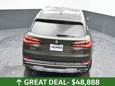 Used 2023 BMW X5 xDrive40i w/ Premium Package image 40