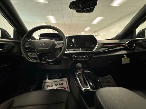 New 2026 Chevrolet Trax RS w/ Sunroof Package FWD image 12