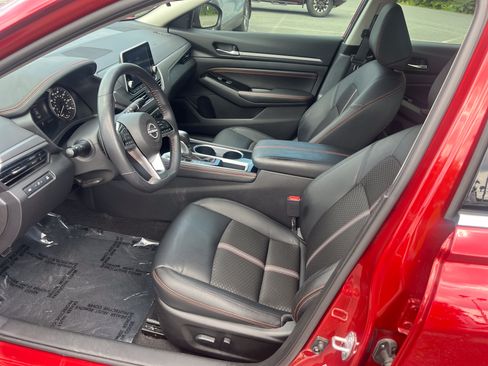 Certified 2023 Nissan Altima 2.5 SR FWD image 13