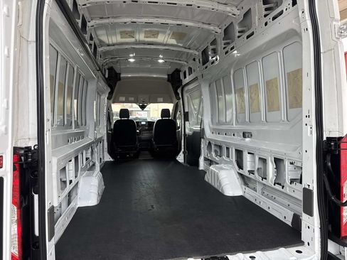 Used 2024 Ford Transit 250 148 High Roof Extended RWD image 9