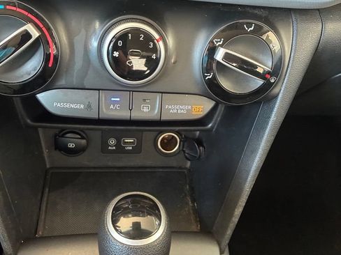 Used 2021 Hyundai Kona SE AWD/4WD image 29