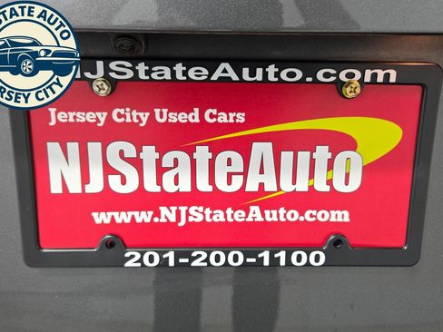 Used 2021 Nissan Versa S FWD image 28