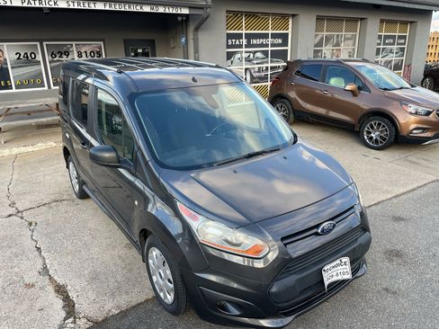 Used 2016 Ford Transit Connect XLT image 17