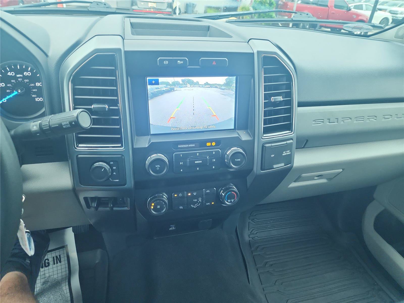 Certified 2022 Ford F250 XLT AWD/4WD image 34