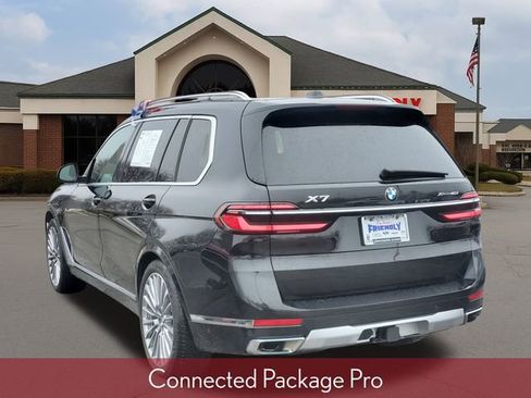 Used 2024 BMW X7 xDrive40i w/ Climate Comfort Package image 3
