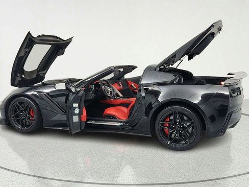 Certified 2019 Chevrolet Corvette ZR1 RWD image 10