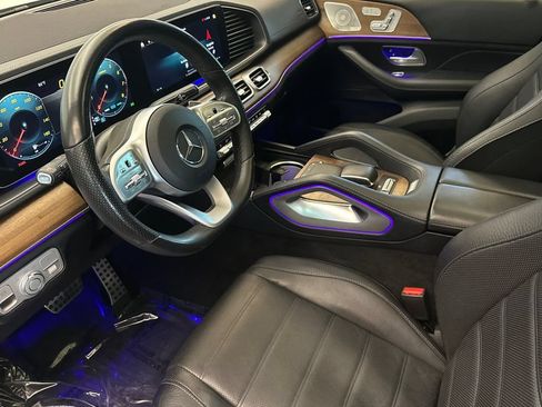 Used 2021 Mercedes-Benz GLS 580 4MATIC image 10