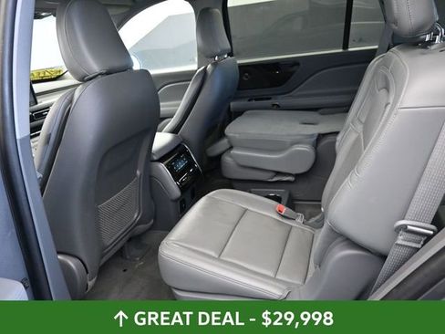 Used 2021 Lincoln Aviator Reserve w/ Equipment Group 208A AWD/4WD image 18