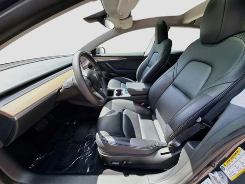 Used 2023 Tesla Model 3 Standard Range RWD image 20