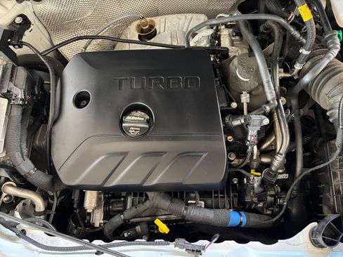 Used 2025 Buick Encore GX Preferred FWD image 27