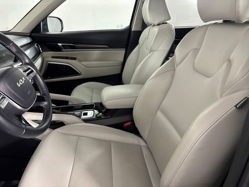 Certified 2024 Kia Telluride S w/ S Sunroof Package image 8